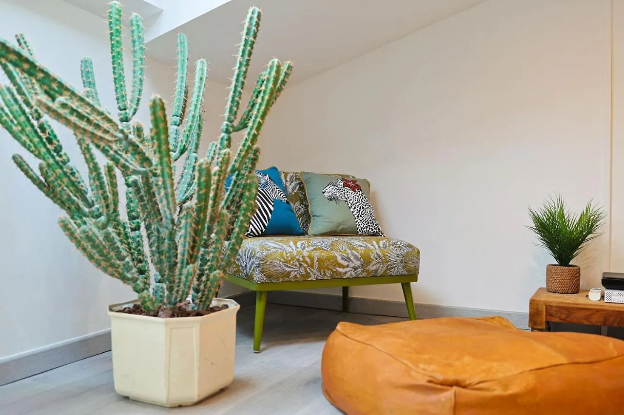 Sailing Apartment By Halldis Saint-Tropez